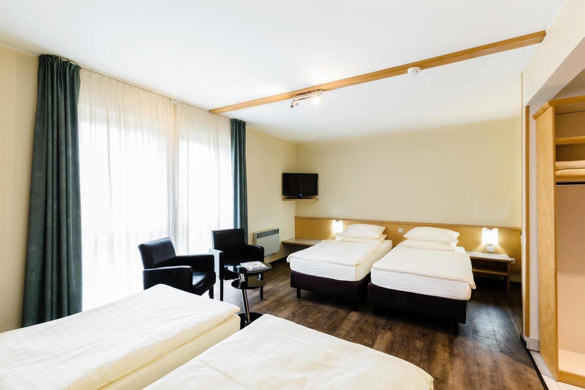 Best Western Euro Hotel Gonderange Exterior foto