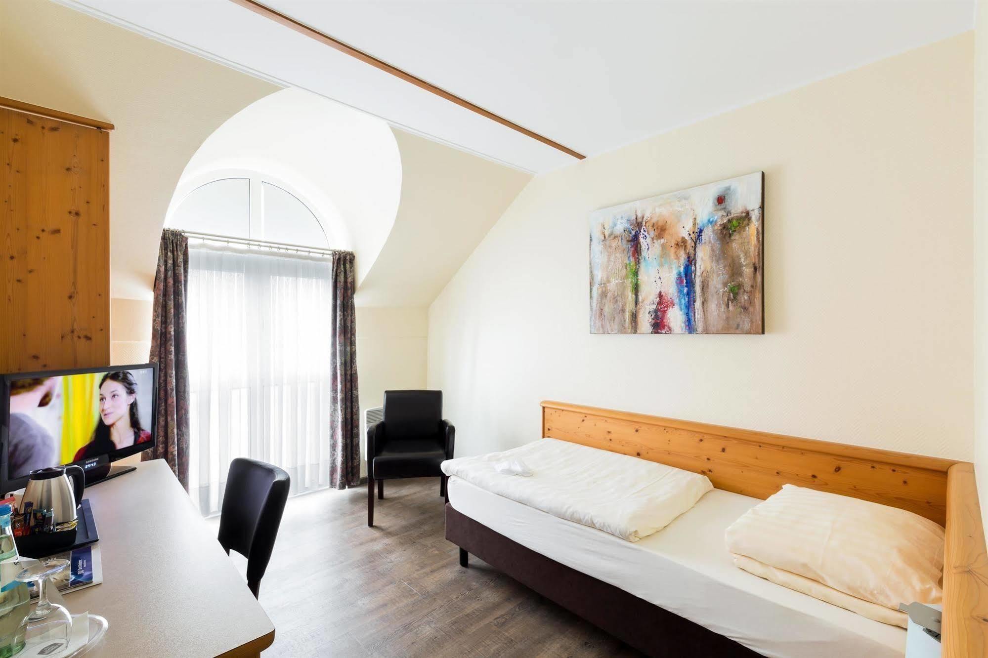 Best Western Euro Hotel Gonderange Exterior foto
